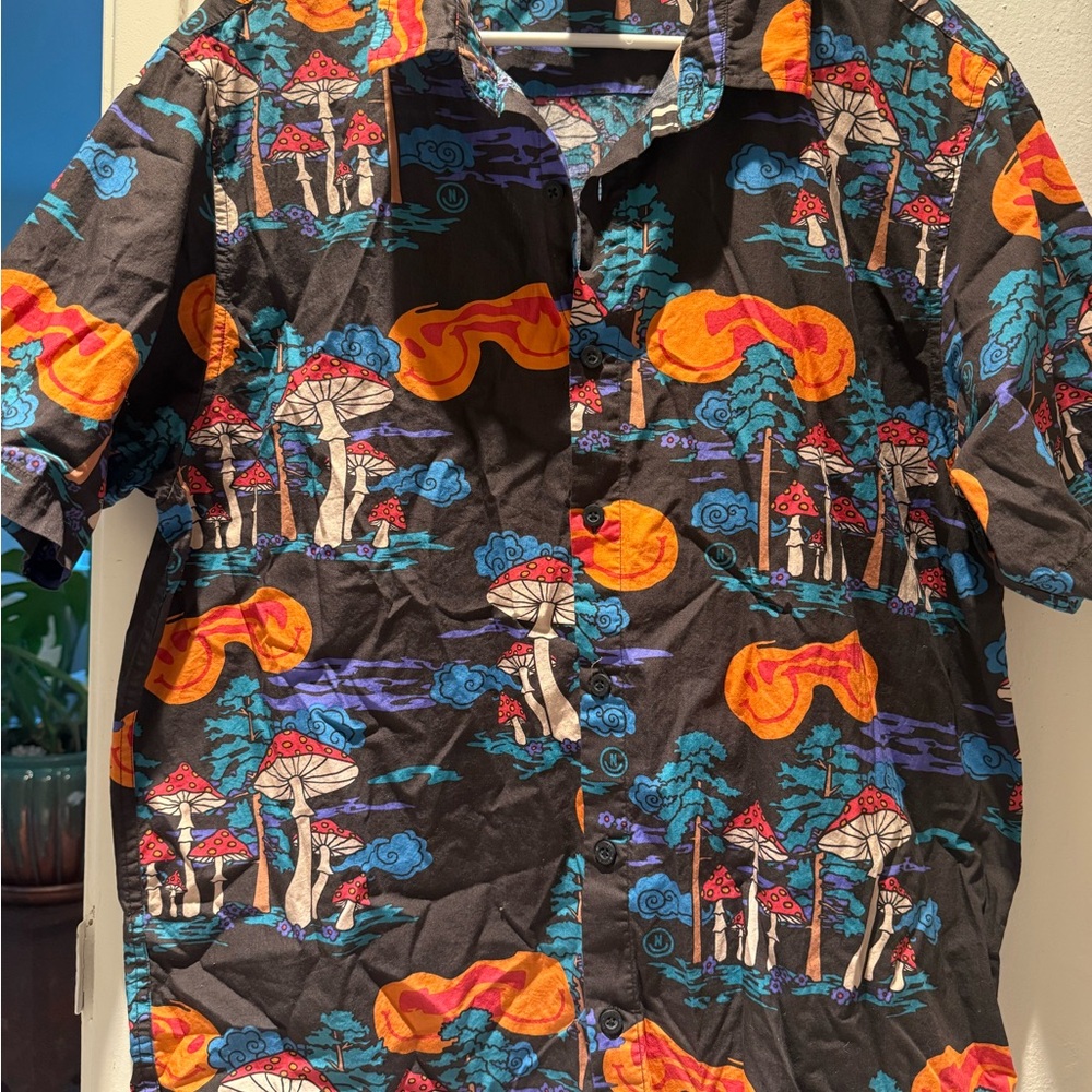 Neff Multicolor Mushroom Graphic Shirt